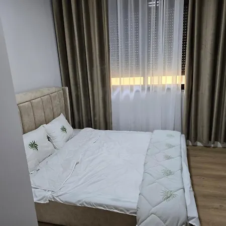 3as - 40m From The Apartament *